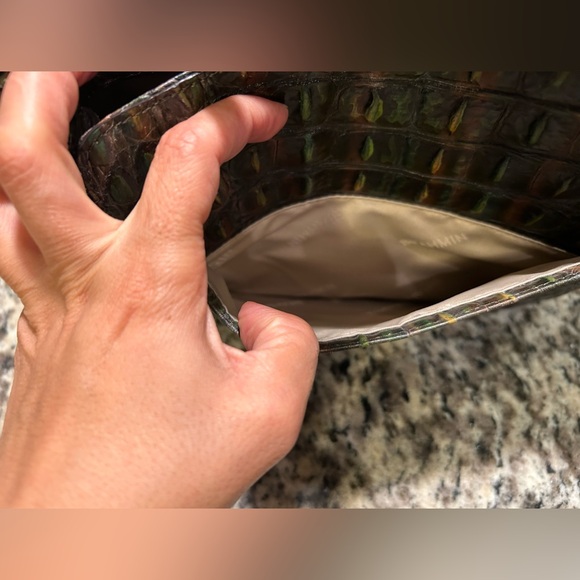 Brahmin Carrie Crossbody Moss Rowan - Picture 7 of 11